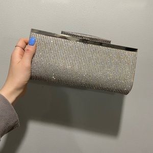 Silver clutch